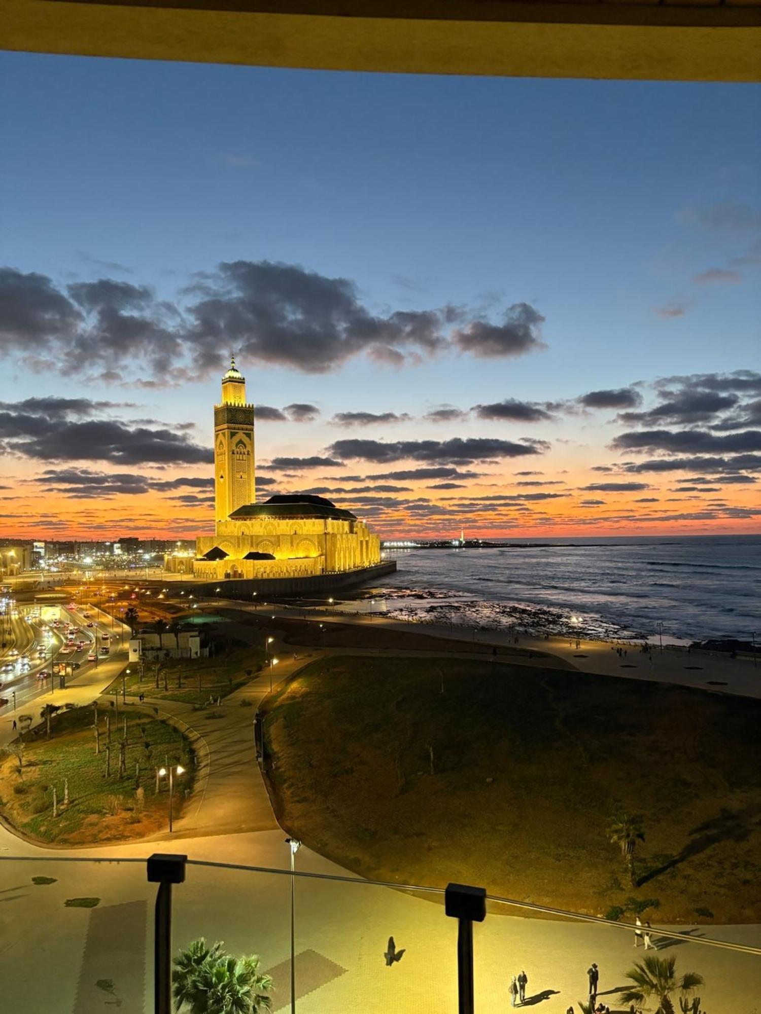 Marina Casa Del Mar - Amazing Sea & Mosque Views Casablanca Exterior foto